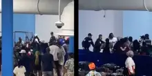 Maxi rissa in crociera, volano calci e pugni alla dogana: cosa è successo