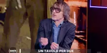 "La cosa è clamorosa". Cruciani distrugge la fornaia antifà