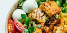Che cos'è la "dieta portfolio" che riduce il colesterolo cattivo (e non solo): tutti i benefici