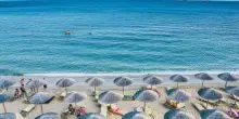 Spiagge 2025, prezzi delle località balneari a confronto. La classifica