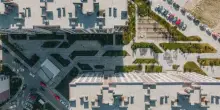 Costruzioni abusive sul tetto condominiale: quando la demolizione è obbligatoria