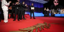 Palma d'oro a Panahi: "Per il mio Iran libero" | Tutti i premi
