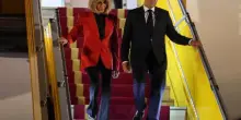Lo schiaffo di Brigitte: Macron in crisi di coppia