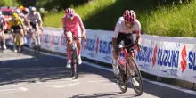 Giro d’Italia, Del Toro risponde alla grande a Carapaz. A Champoluc vince Prodhomme
