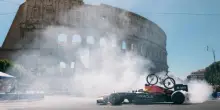 Show Red Bull con una F1 a Roma, per celebrare il Giro d'Italia