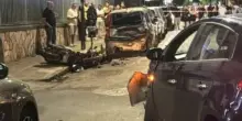 In tre su uno scooter contro un'auto: gravi due giovani nel napoletano