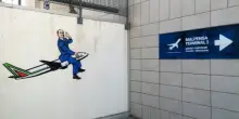 "Welcome to Silvio Berlusconi Airport". A Malpensa il nuovo murale per il Cavaliere