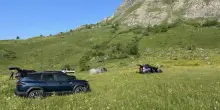 Dacia Bigster, camera con vista sulla natura