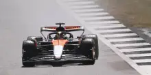 F1, caos pioggia a Silverstone. Norris batte Piastri, Hamilton sfiora il podio