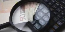 "Flat tax al 5% per gli under 30 assunti a tempo indeterminato". Il piano del governo