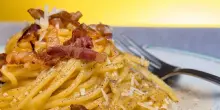 Un piatto di pasta ci rende felici: ora lo conferma anche la scienza