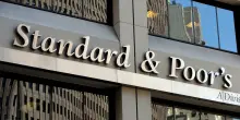 S&P conferma rating per l'Italia, outlook "stabile": cosa rivela la valutazione