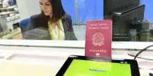 Boom passaporti in Posta. In Lombardia già 16mila