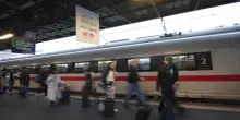 Milano, blocco in Stazione Centrale: guasto elettrico ferma i treni