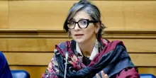 Francesca Albanese riceve le chiavi della città di Bari. Centrodestra: "È una figura controversa"