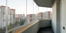 Vetrate panoramiche sui balconi, serve il via libera del regolamento condominiale