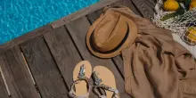 Look estivo con infradito: ecco come abbinarle in base a cosa scegli di indossare