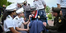 Addio al veterano Larson, star di TikTok