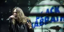 Addio a Ozzy Osbourne. Leggenda dell'heavy metal e voce dei Black Sabbath