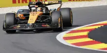 F1, Hamilton subito fuori nello shootout di Spa, Leclerc 4° dietro ad un super Piastri