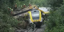 Deraglia treno nel sud della Germania: ci sono morti e feriti