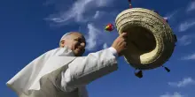 Il silenzio di Leone sul Giubileo Lgbt. Il mondo gay aspetta l'Angelus
