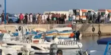 Tragedia a Mondello, cade in acqua e finisce sull'elica del gommone: morto un 20enne