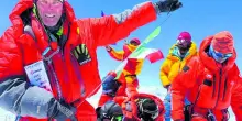 Polemiche in alta quota: Confortola sotto accusa. "Bugie sui suoi 8mila"