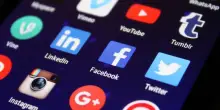 "Mia moglie...”: il gruppo Facebook dello scandalo dove si condividono foto intime senza consenso