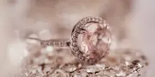 Colpo del secolo a Dubai: si fingono ricchi commercianti e rubano un diamante da 25 milioni di dollari