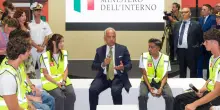 Piantedosi smonta il caso Almasri. "E CasaPound sarà sgomberata"