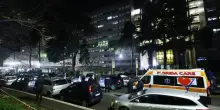Torino, imprenditore ucciso in strada con 12 coltellate da un uomo incappucciato