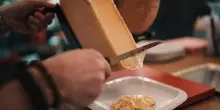 Gustosi assaggi di alborelle fritte, Taleggio e Quartirolo