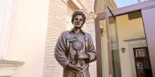 Il santo del "web", la malattia, i miracoli: chi era Carlo Acutis