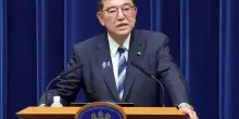 Giappone nel caos, si dimette il premier Ishiba
