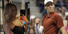 Sinner e Laila Hasanovic a New York dopo la sconfitta agli US Open. Un dettaglio scintillante fa scatenare i fan