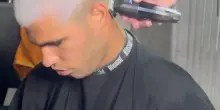 Alcaraz diventa biondo platino: il motivo del cambio di look dopo la vittoria contro Sinner
