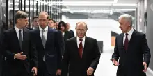 Mosca: "La Nato di fatto è in guerra contro di noi". Trump: "Putin-Zelensky odio insormontabile"