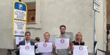 Milano, parte la nuova Ztl e scatta la protesta: "Multe solo per fare cassa"