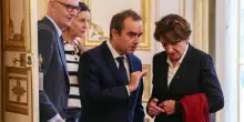 Lecornu riparte dai tecnici e già rischia