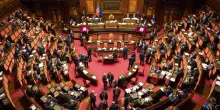 Golpe rosso sul mattone: "Requisire le case sfitte"