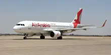 "Grave inconveniente": aereo sfiora il mare, cosa è successo a Catania