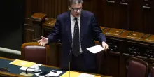 Giorgetti respinge tutti gli attacchi: "Abbiamo sostenuto famiglie e lavoratori"