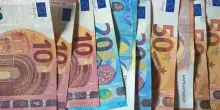 Banconote e monete danneggiate, ecco come si possono sostituire e quanto costa farlo