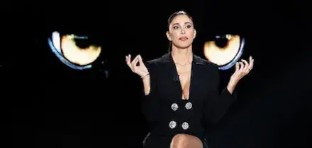 Belen Rodriguez : “Ho menato tutti i miei fidanzati, De Martino di più”. La rivelazione choc