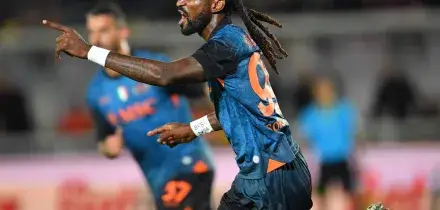 Il Napoli soffre più del previsto ma batte 1-0 il Lecce grazie al gol di Anguissa