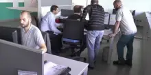 Produzione industriale ancora in calo su base annua