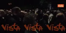‘Bella Ciao' durante commemorazione per Sergio Ramelli parte da un palazzo, rabbia dei manifestanti