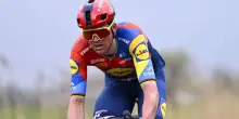 Van Uden vince a Lecce, Pedersen resta maglia rosa al Giro