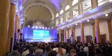 Intesa Sp-Luiss: Ai, opportunità per imprese ma con persone al centro